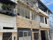Casa / Sobrado para Venda em Recife/PE Fundão 3 Quartos