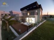 Casa / Sobrado para Venda em Rio das Ostras/RJ...