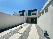 Casa / Sobrado para Venda em Rio das Ostras/RJ Ouro...