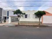 Casa / Sobrado para Venda em São Carlos/SP Centro 3 Quartos