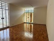 Casa / Sobrado para Venda em São Carlos/SP Centro 5 Quartos