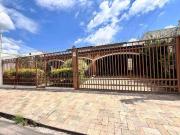 Casa / Sobrado para Venda em São Carlos/SP Centro 5 Quartos