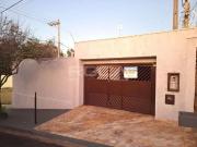Casa / Sobrado para Venda em São Carlos/SP Jardim Santa...