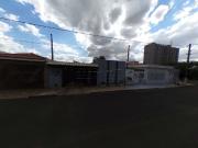 Casa / Sobrado para Venda em São Carlos/SP Parque Fehr 3...