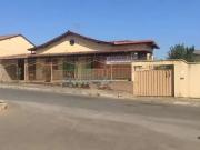 Casa / Sobrado para Venda em São Joaquim de Bicas/MG...