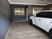 Casa / Sobrado para Venda em São José dos Campos/SP Água...