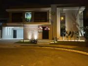 Casa / Sobrado para Venda em São José dos Campos/SP...