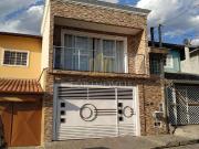 Casa / Sobrado para Venda em São José dos Campos/SP...