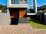 Casa / Sobrado para Venda em São José dos Pinhais/PR...