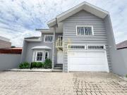 Casa / Sobrado para Venda em São José dos Pinhais/PR Bom...