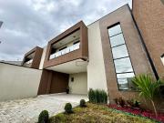 Casa / Sobrado para Venda em São José dos Pinhais/PR...