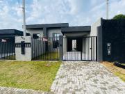 Casa / Sobrado para Venda em São José dos Pinhais/PR...