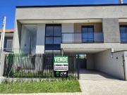 Casa / Sobrado para Venda em São José dos Pinhais/PR...