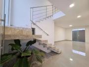 Casa / Sobrado para Venda em São José dos Pinhais/PR...