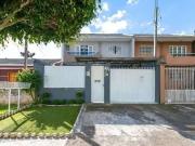Casa / Sobrado para Venda em São José dos Pinhais/PR...