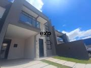 Casa / Sobrado para Venda em São José dos Pinhais/PR...