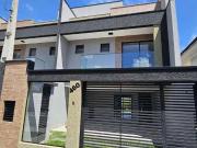 Casa / Sobrado para Venda em São José dos Pinhais/PR...