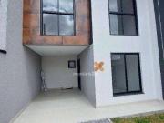 Casa / Sobrado para Venda em São José dos Pinhais/PR...