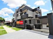 Casa / Sobrado para Venda em São José dos Pinhais/PR...