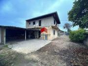 Casa / Sobrado para Venda em São José dos Pinhais/PR...