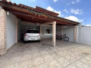 Casa / Sobrado para Venda em São José dos Pinhais/PR...