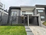 Casa / Sobrado para Venda em São José dos Pinhais/PR São...