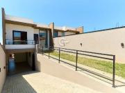 Casa / Sobrado para Venda em São José dos Pinhais/PR São...