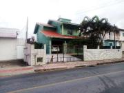 Casa / Sobrado para Venda em São José/SC Areias 3 Quartos