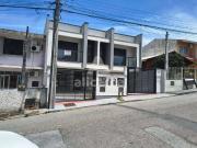 Casa / Sobrado para Venda em São José/SC Barreiros 3 Quartos