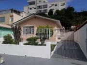 Casa / Sobrado para Venda em São José/SC Barreiros 3 Quartos