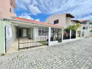 Casa / Sobrado para Venda em São José/SC Ipiranga 3 Quartos