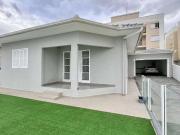 Casa / Sobrado para Venda em São José/SC Serraria 3 Quartos