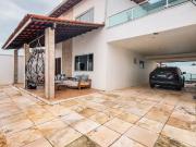 Casa / Sobrado para Venda em São Luís/MA Alto do Calhau...