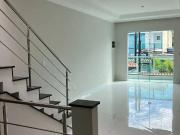 Casa / Sobrado para Venda em São Paulo/SP Água Fria 3...