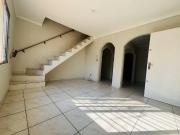 Casa / Sobrado para Venda em São Paulo/SP Bosque da...