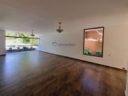 Casa / Sobrado para Venda em São Paulo/SP Interlagos 4...