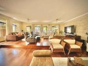 Casa / Sobrado para Venda em São Paulo/SP Jardim Leonor...