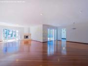 Casa / Sobrado para Venda em São Paulo/SP Morumbi 4 Quartos