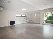 Casa / Sobrado para Venda em São Paulo/SP Morumbi 4 Quartos