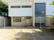 Casa / Sobrado para Venda em São Paulo/SP Pacaembu 3 Quartos