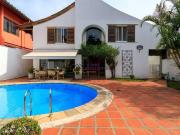 Casa / Sobrado para Venda em São Paulo/SP Real Parque 4...