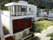 Casa / Sobrado para Venda em São Sebastião/SP Camburi 5...