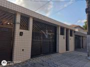 Casa / Sobrado para Venda em São Vicente/SP Vila...