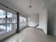 Casa / Sobrado para Venda em São Vicente/SP Vila Voturua...