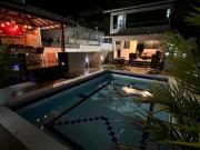 Casa / Sobrado para Venda em Salvador/BA Piatã 5 Quartos