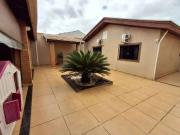 Casa / Sobrado para Venda em Santa Bárbara...