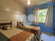 Casa / Sobrado para Venda em Santa Cruz Cabrália/BA...