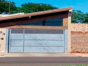 Casa / Sobrado para Venda em Santa Cruz do Rio Pardo/SP...