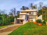 Casa / Sobrado para Venda em Santa Cruz do Sul/RS...