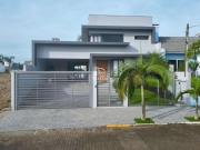Casa / Sobrado para Venda em Santa Cruz do Sul/RS Jardim...